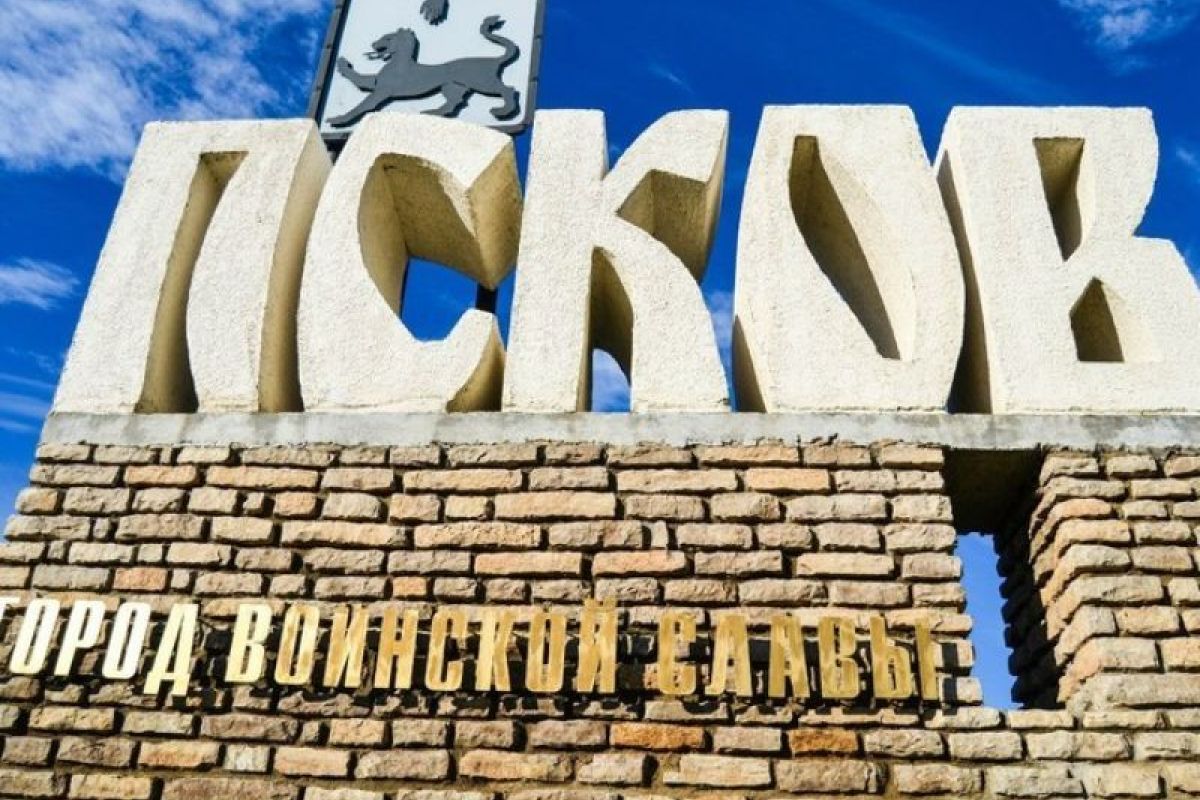 Пушкинские Горы  - Псков - Изборск – Печоры - Великий Новгород  3 дня