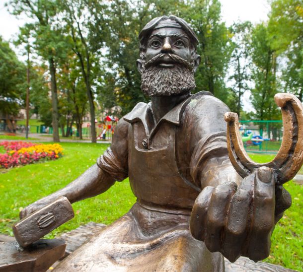 Псков: "по затутыркам"